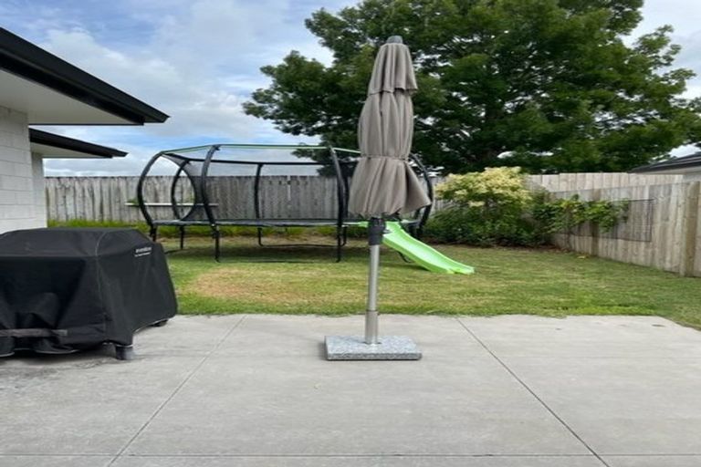 Photo of property in 39 Hanlow Place, Pyes Pa, Tauranga, 3112