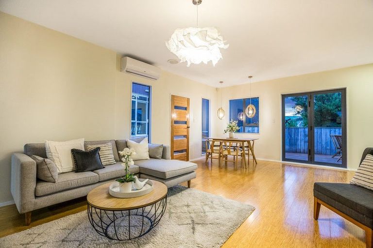 Photo of property in 53 Cluny Road, Plimmerton, Porirua, 5026