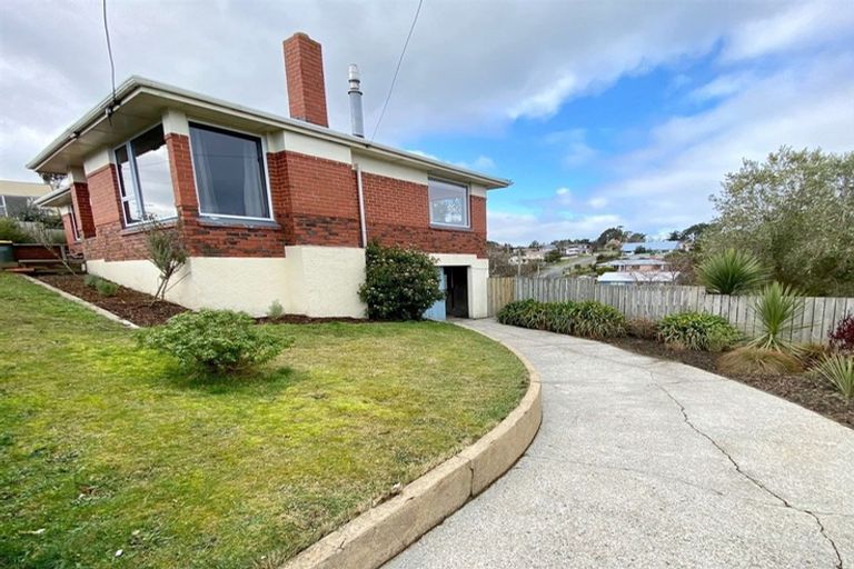 Photo of property in 6 Newarp Street, Balclutha, 9230