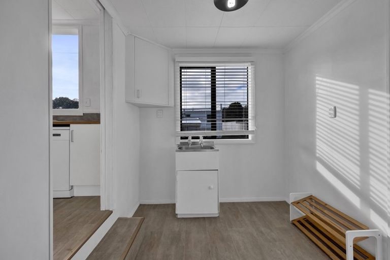 Photo of property in 39a Portia Street, Stratford, 4332