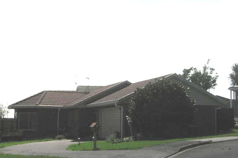 Photo of property in 12 Gala Place, Henderson, Auckland, 0612