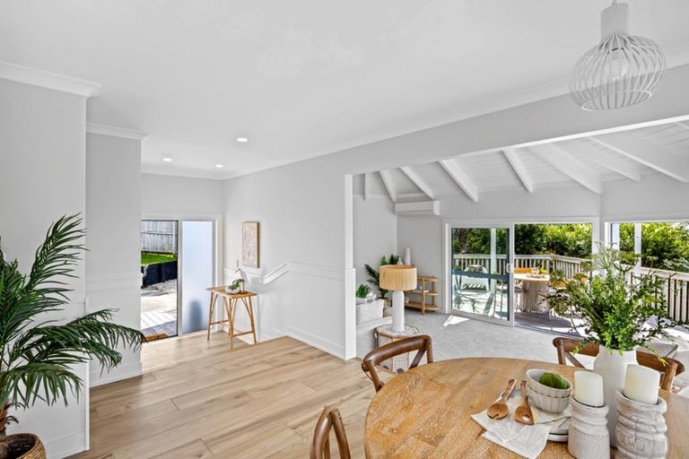 Photo of property in 70 Bay Vista Drive, Red Beach, 0932