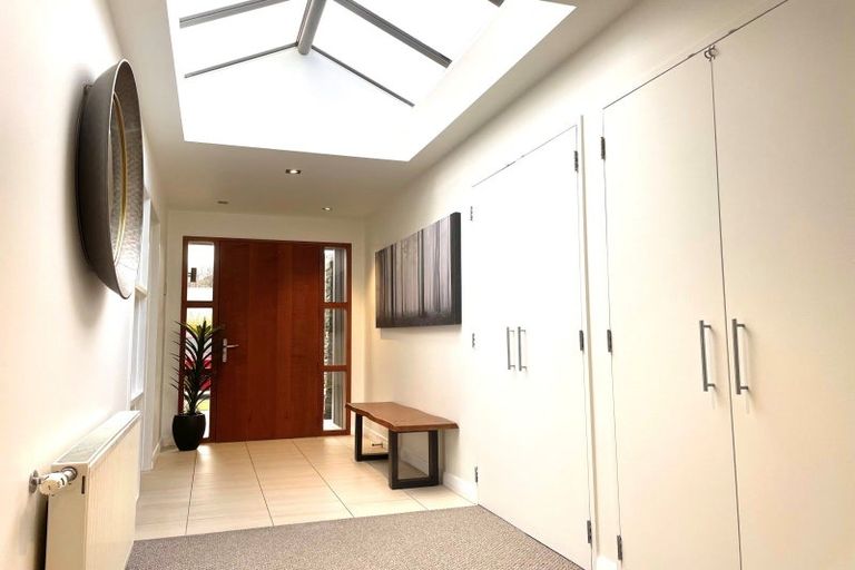 Photo of property in 5 Crawford Place, Lake Hayes, Queenstown, 9304