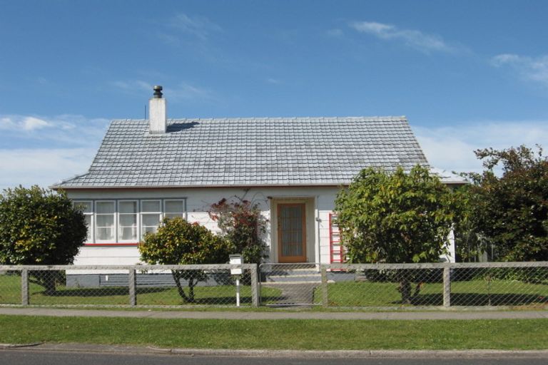 Photo of property in 18 Abbott Street, Te Hapara, Gisborne, 4010