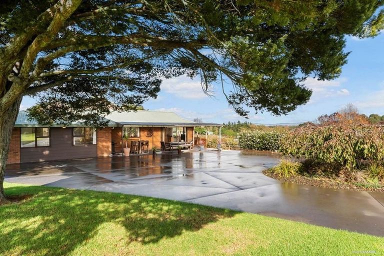 Photo of property in 98a Pukekohe East Road, Pukekohe, 2677