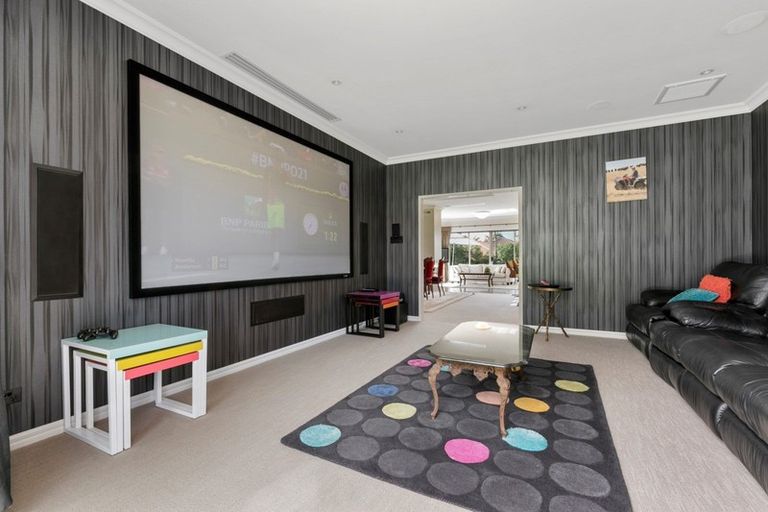 Photo of property in 38 Saint Heliers Place, Papamoa Beach, Papamoa, 3118