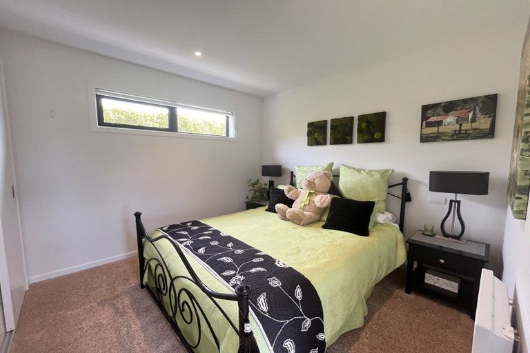Photo of property in 32 Orford Drive, Jacks Point, Queenstown, 9371