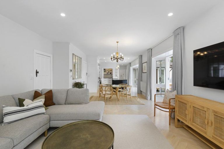 Photo of property in 96a Glandovey Road, Fendalton, Christchurch, 8052