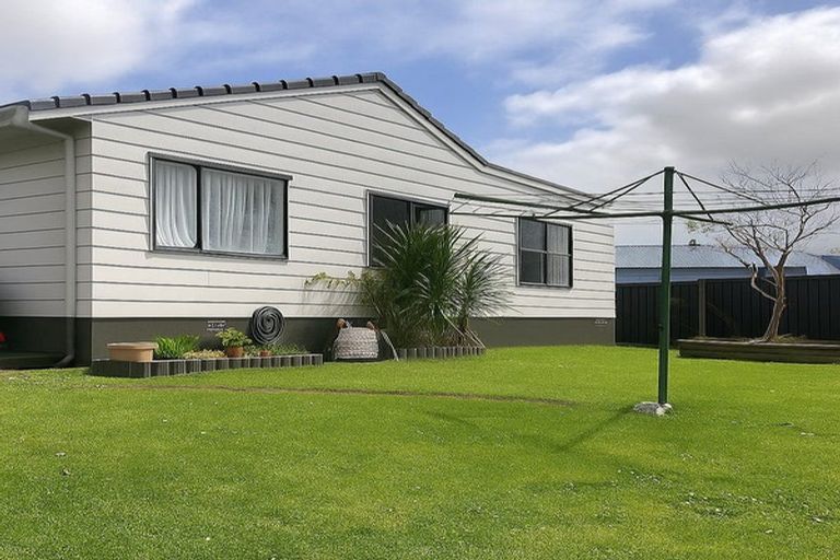 Photo of property in 5 Justamere Place, Weymouth, Auckland, 2103