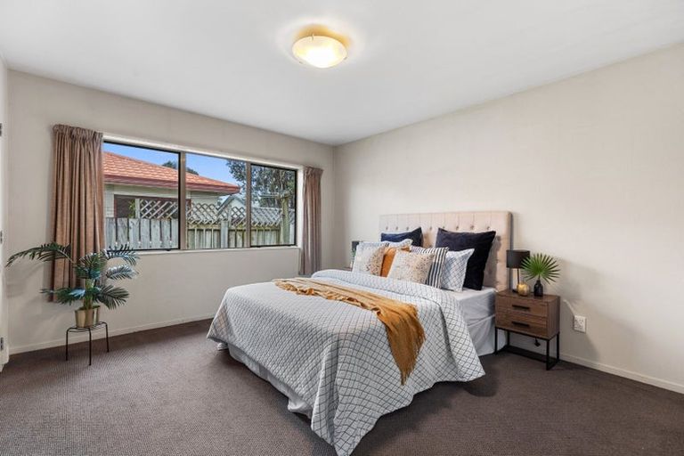 Photo of property in 72 Evans Road, Papamoa Beach, Papamoa, 3118