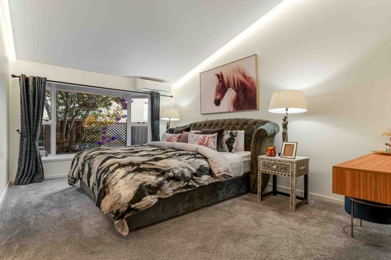 Photo of property in 19 Westpark Drive, West Harbour, Auckland, 0618