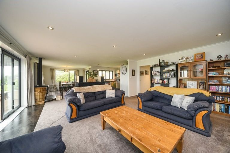 Photo of property in 80 Tokomaru East Road, Tokomaru, Palmerston North, 4474