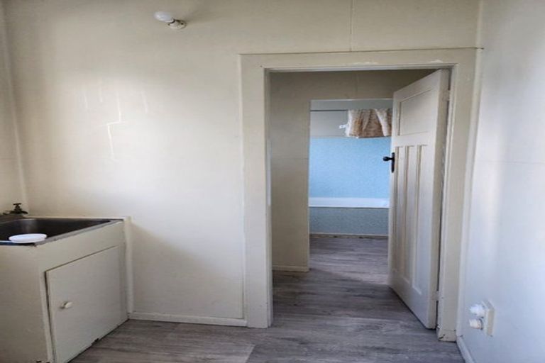 Photo of property in 2 Empire Street, Frankton, Hamilton, 3204