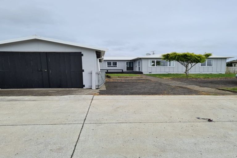 Photo of property in 58 Mclarin Road, Glenbrook, Waiuku, 2681