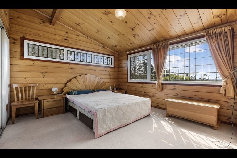 Photo of property in 90 Point View Drive, East Tamaki Heights, Auckland, 2016