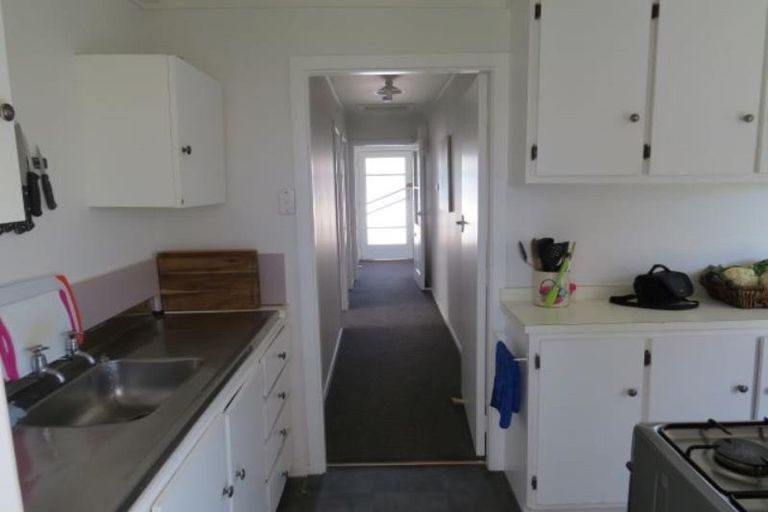 Photo of property in 59 Morley Street, New Plymouth, 4310