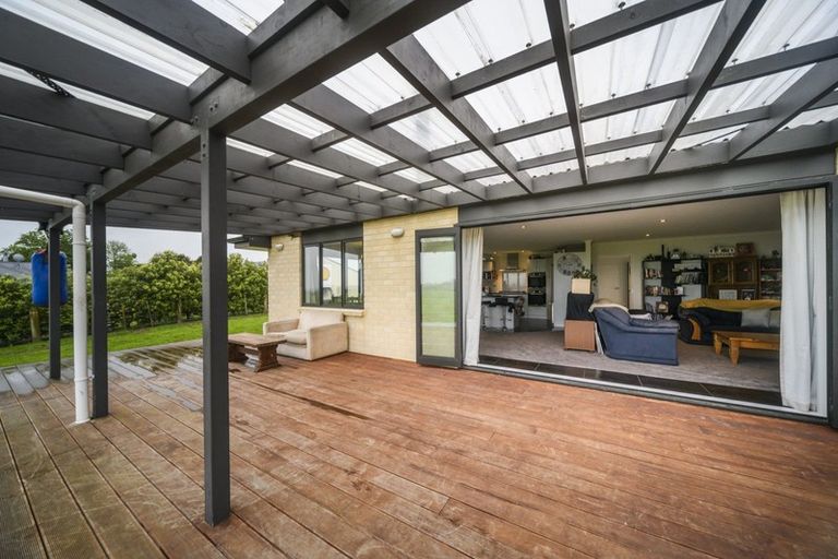 Photo of property in 80 Tokomaru East Road, Tokomaru, Palmerston North, 4474