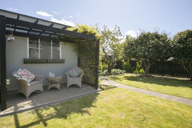 Photo of property in 17 Tennyson Street, Petone, Lower Hutt, 5012