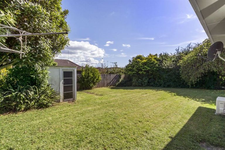 Photo of property in 3/13 Otakau Road, Milford, Auckland, 0620