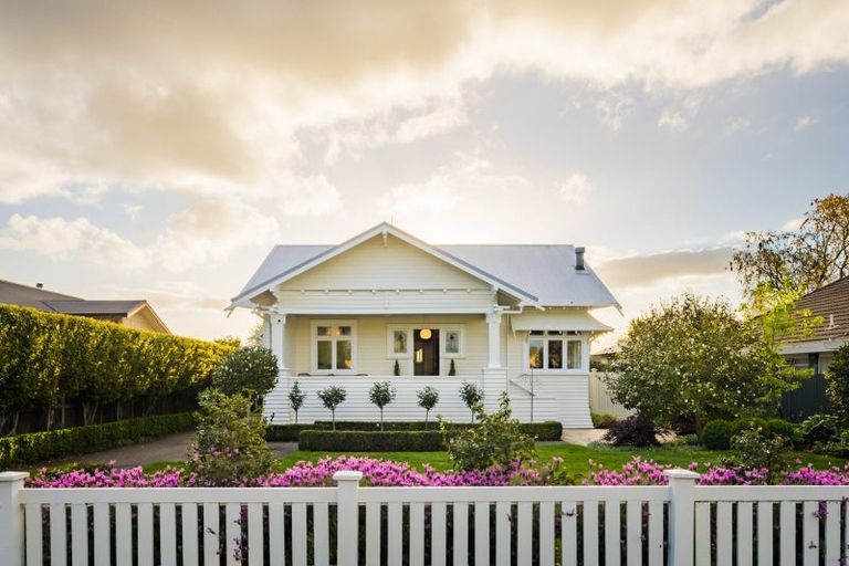 Photo of property in 6 Grosvenor Street, Cambridge, 3434