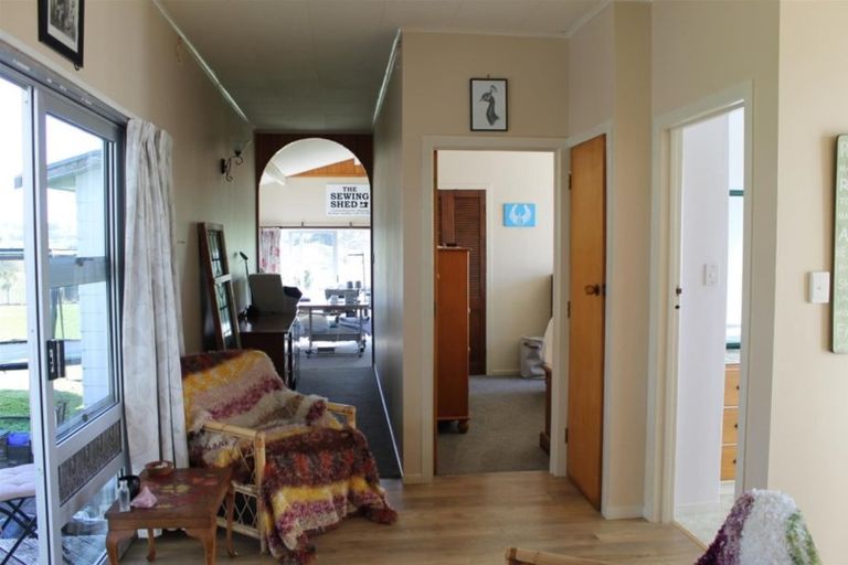 Photo of property in 212 Huarau Road, Whakapirau, Maungaturoto, 0583