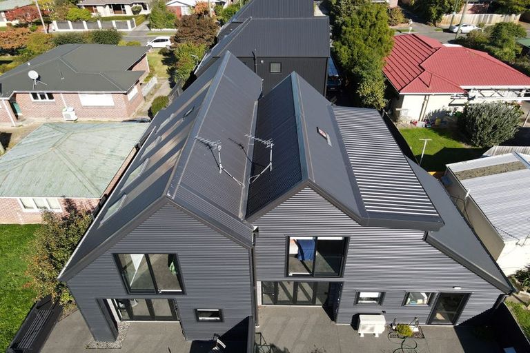 Photo of property in 17 Shearer Avenue, Papanui, Christchurch, 8052