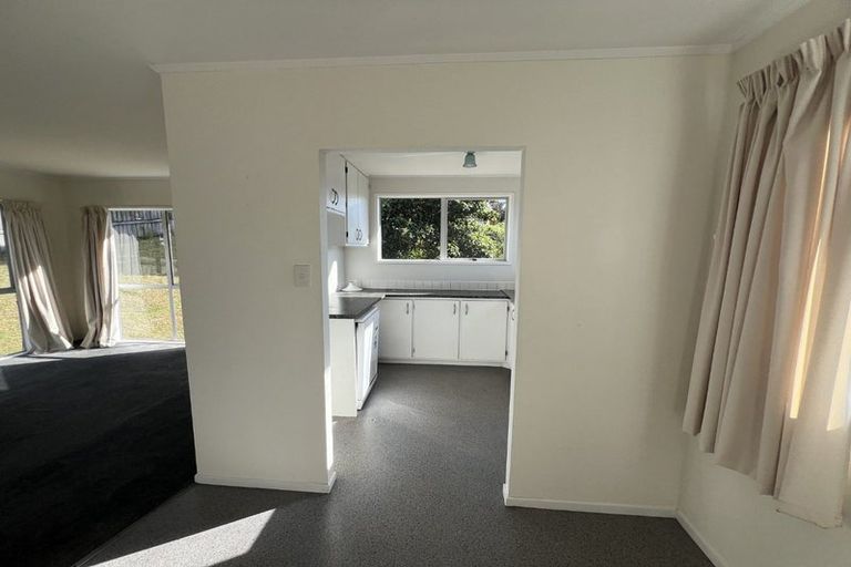 Photo of property in 12 Redwing Street, Browns Bay, Auckland, 0630