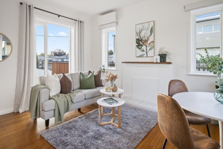 Photo of property in 19 Dublin Street, Pukekohe, 2120