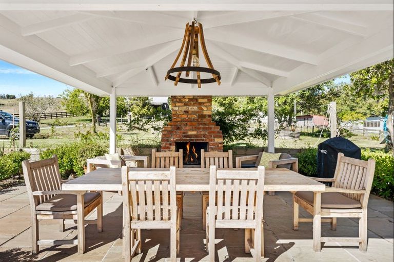 Photo of property in 188 Tongue Farm Road, Tawharanui Peninsula, Matakana, 0985