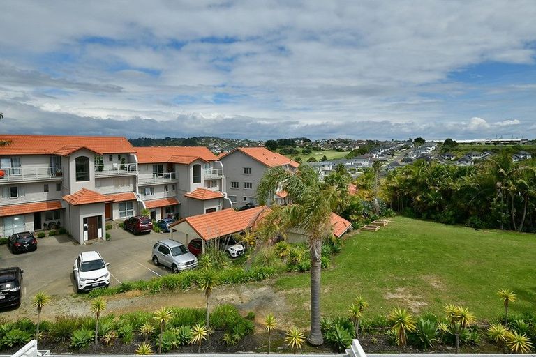 Photo of property in Santa Rosa, 21/340 Gulf Harbour Drive, Gulf Harbour, Whangaparaoa, 0930
