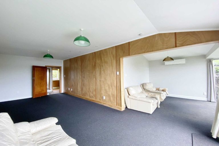 Photo of property in 1 Menlo Terrace, Mount Pleasant, Christchurch, 8081