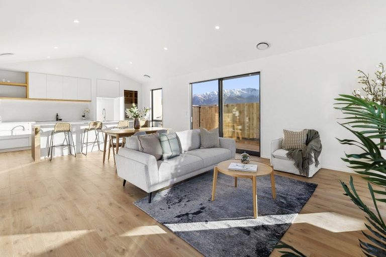 Photo of property in 5 Onyx Street, Albert Town, Wanaka, 9305