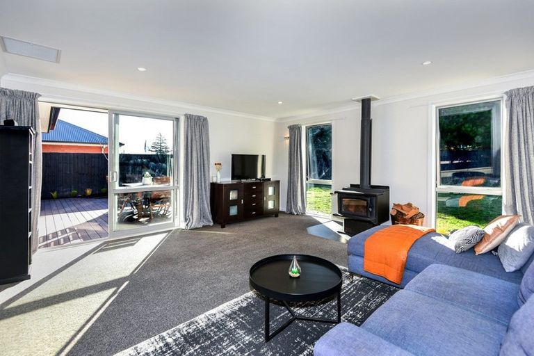 Photo of property in 11 Glen Oak Drive, Kirwee, Darfield, 7571