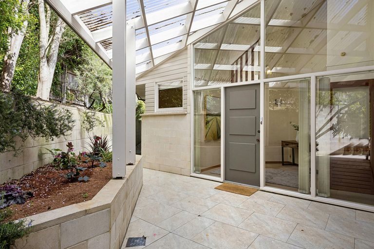 Photo of property in 33 Musselburgh Rise, Musselburgh, Dunedin, 9013