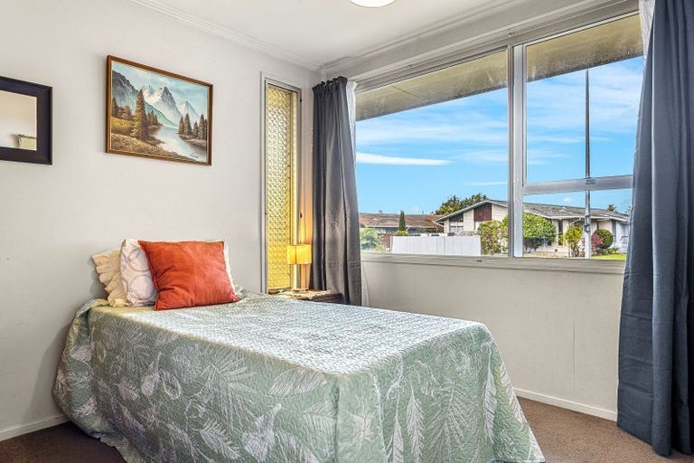 Photo of property in 1 Omega Place, Casebrook, Christchurch, 8051