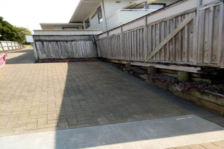 Photo of property in 2/15 Quebec Road, Milford, Auckland, 0620