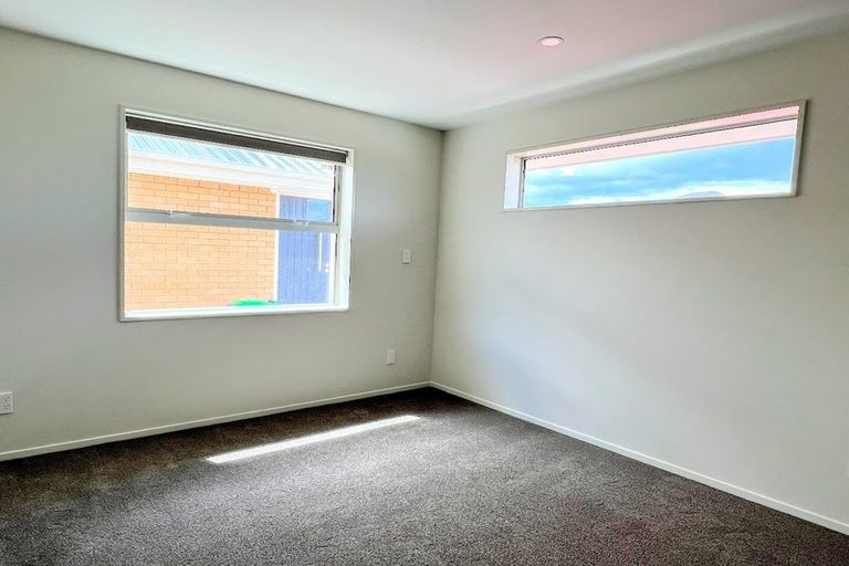 Photo of property in 10a Mortlake Street, Islington, Christchurch, 8042