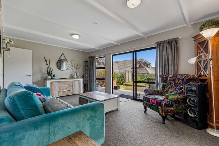 Photo of property in 76 Iles Road, Lynmore, Rotorua, 3010