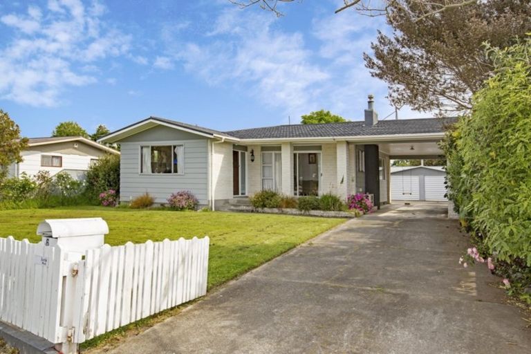 Photo of property in 6 Hornsby Street, Carterton, 5713