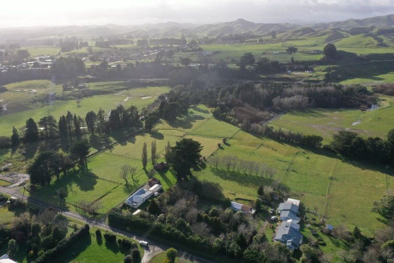 Photo of property in 69 Stanly Street, Eketahuna, 4900