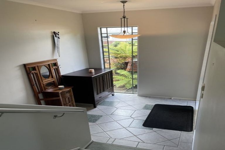 Photo of property in 255 Golf Road, Titirangi, Auckland, 0604