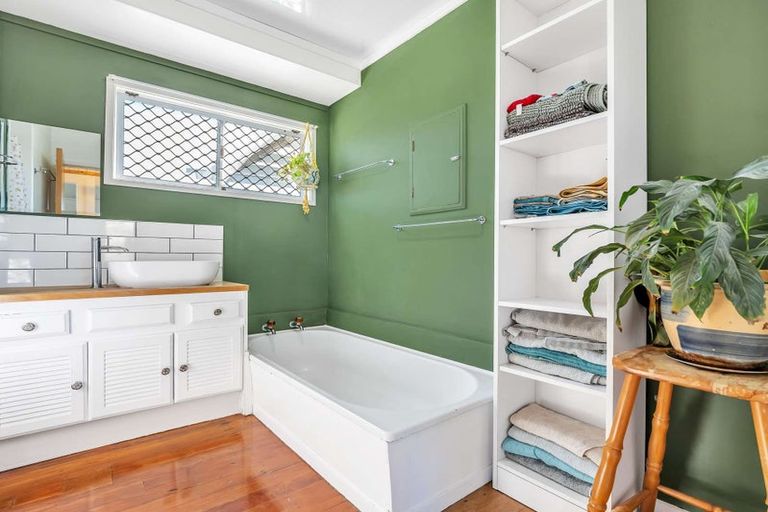 Photo of property in 15 Rimu Street, Edgecumbe, 3120