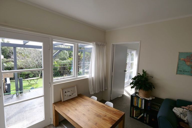 Photo of property in 31 Pemberton Avenue, Bayview, Auckland, 0629