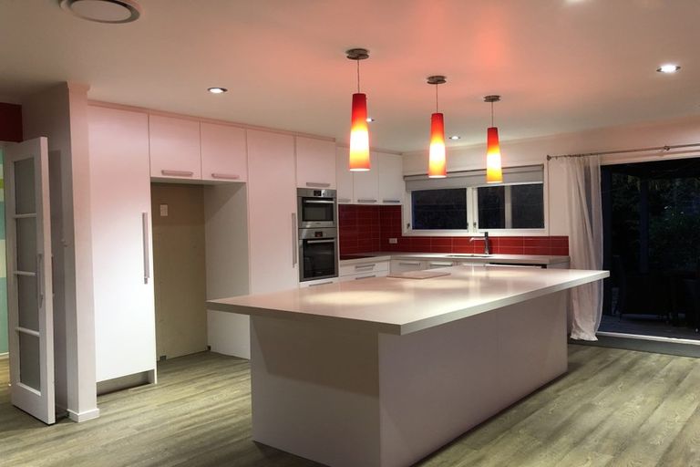 Photo of property in 17 Maugham Drive, Bucklands Beach, Auckland, 2014