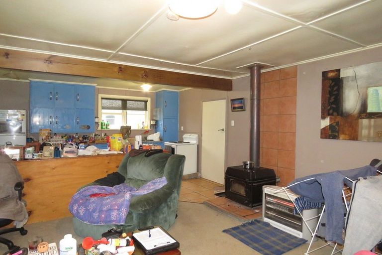 Photo of property in 4 Main Rd Ngakawau, Ngakawau, 7824