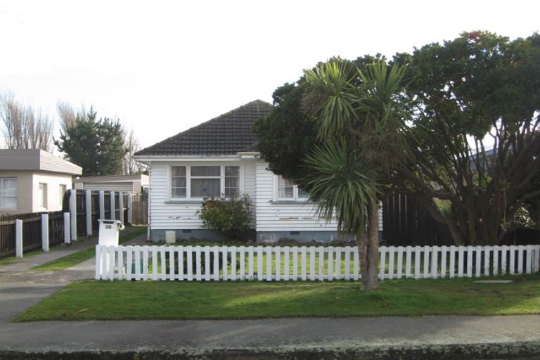 Photo of property in 38 Blake Street, New Brighton, Christchurch, 8061