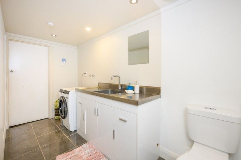 Photo of property in 12 Kent Crescent, Awapuni, Palmerston North, 4412