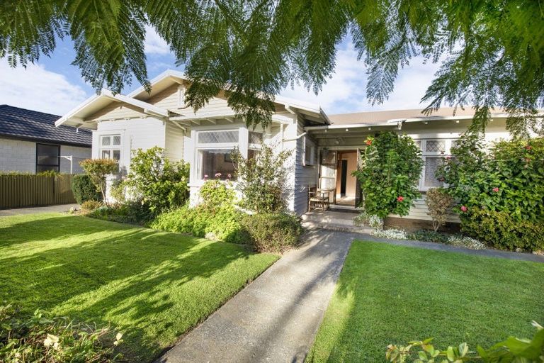 Photo of property in 44 Kennedy Road, Napier South, Napier, 4110