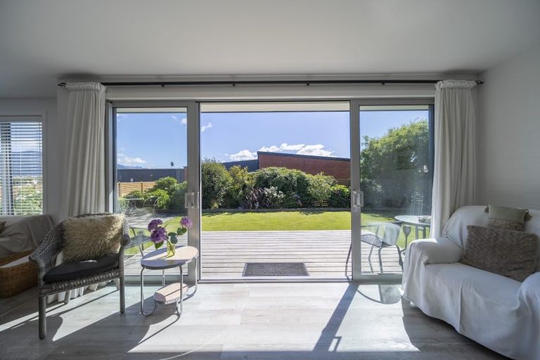 Photo of property in 37 Paton Place, Te Anau, 9600