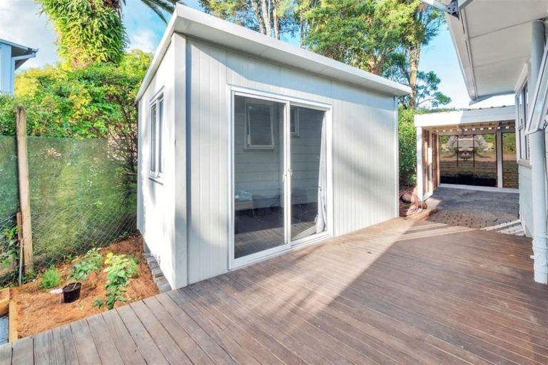 Photo of property in 28 Mawney Road, Henderson, Auckland, 0610